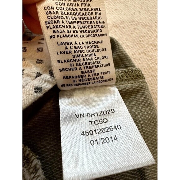 VANS Mid Rise Flat Front Chino Shorts Mens Size 28 Brown Slash Pocket - Picture 8 of 16